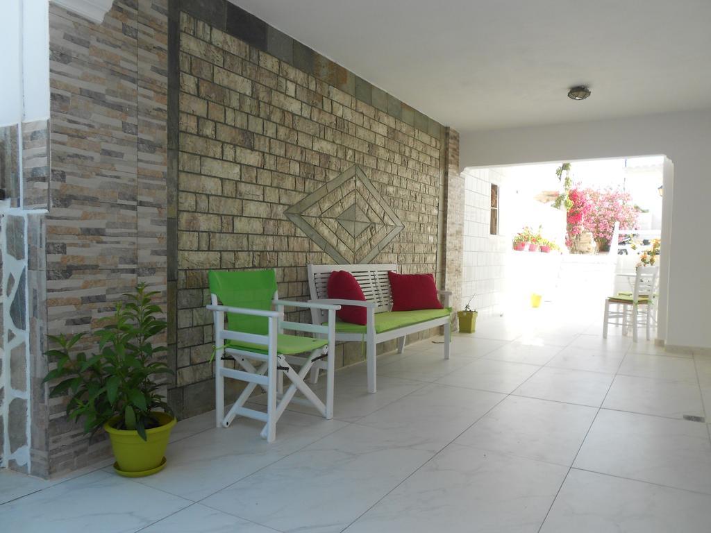 Nicolas Antiparos Town Dış mekan fotoğraf