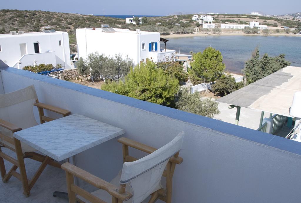 Nicolas Antiparos Town Dış mekan fotoğraf