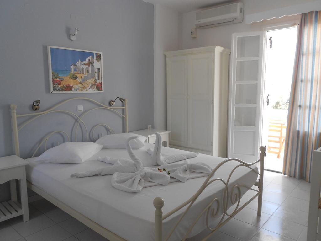 Nicolas Antiparos Town Dış mekan fotoğraf