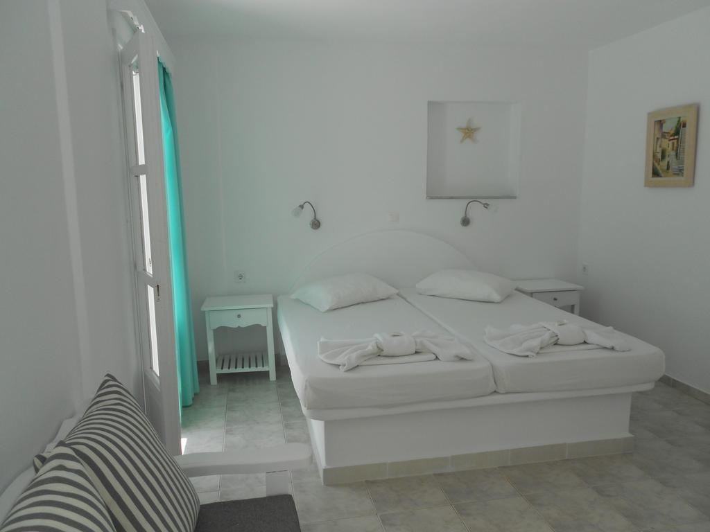 Nicolas Antiparos Town Dış mekan fotoğraf